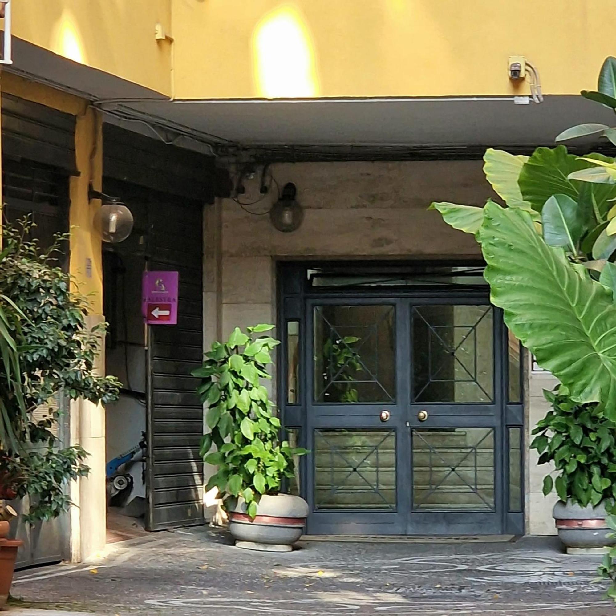 Faccia Gialla Napoli Casa Vacanze Εξωτερικό φωτογραφία